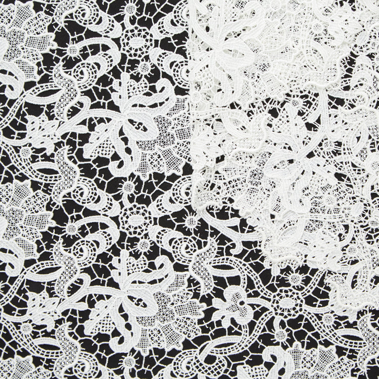 T22N01380 | Nylon Floral Guipure - view 1