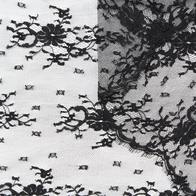 T22W03641 | Floral Lace 145cm