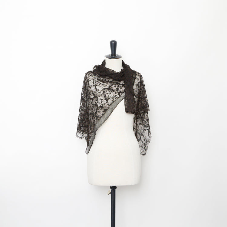 T23A05230 | Scalloped Floral Lace - view 2