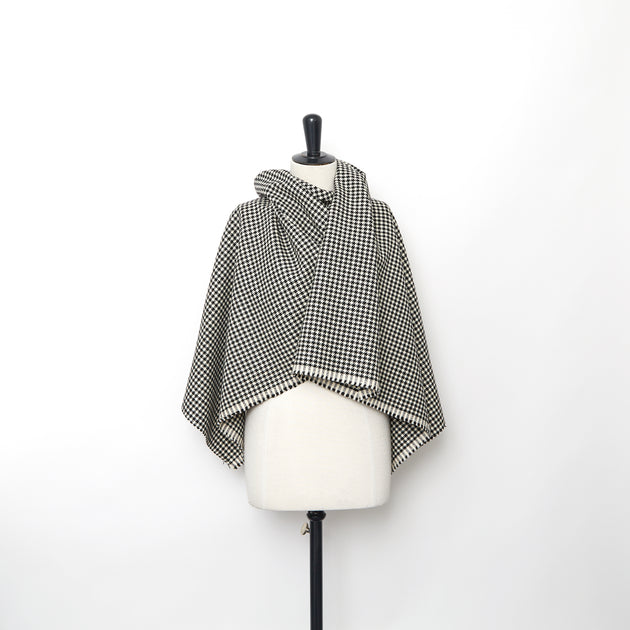 T23A05236 | Houndstooth Suiting