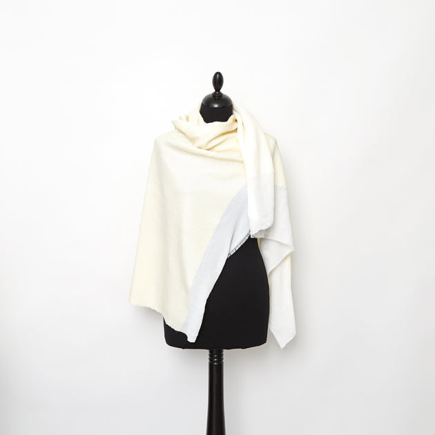 t23a05237 | Crêpe à Sequins