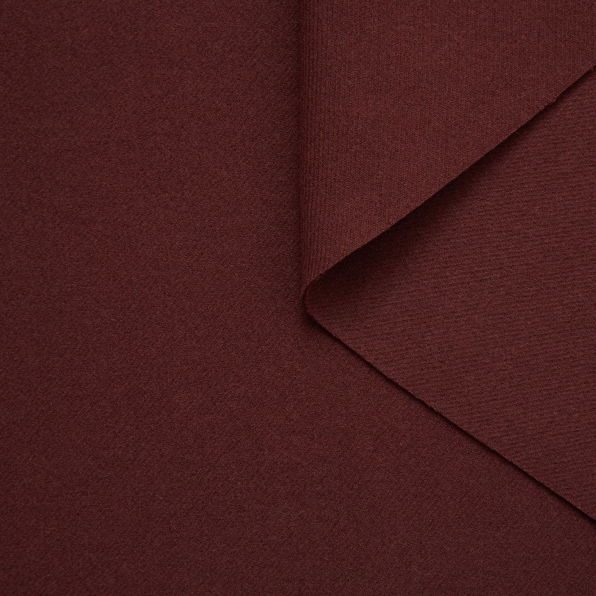 T23A05612 | Splittable Felted Wool Diagonal