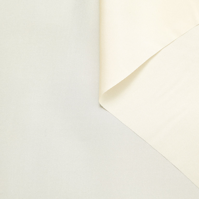 T23A06448 | Viscose &amp; Silk Twill - view 1