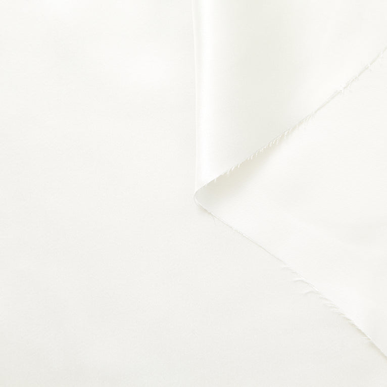 T23A06484 | Satin Liquide en Viscose &amp; Soie - vue 1