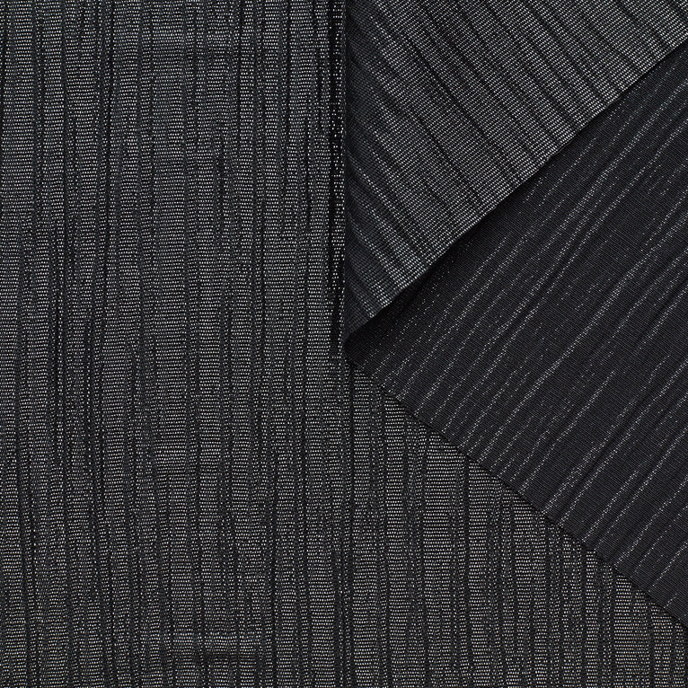 T23C04987 | Crepon Lamé - view 3
