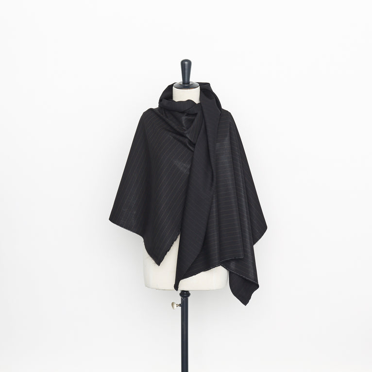 T23C05015 | Technical Shiny Wool Pinstripe - view 2