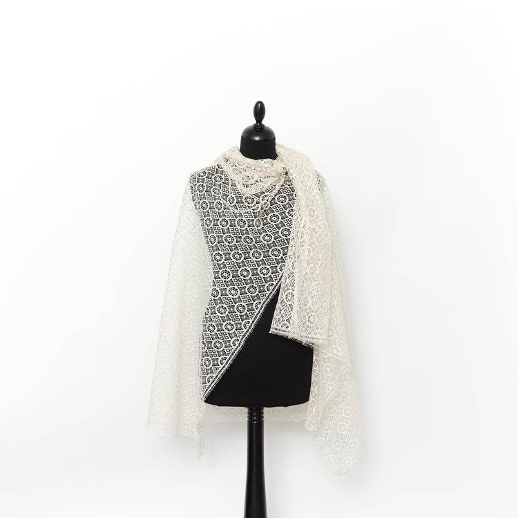 T23I06278 | Geometric Lace - view 2