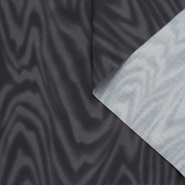 T23K04132 | Tiger Print Poplin - view 1