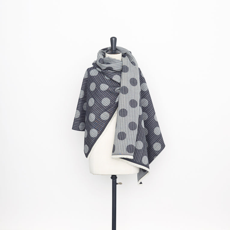 T23K04195 | Dots &amp; Stripes Jacquard Denim - view 2