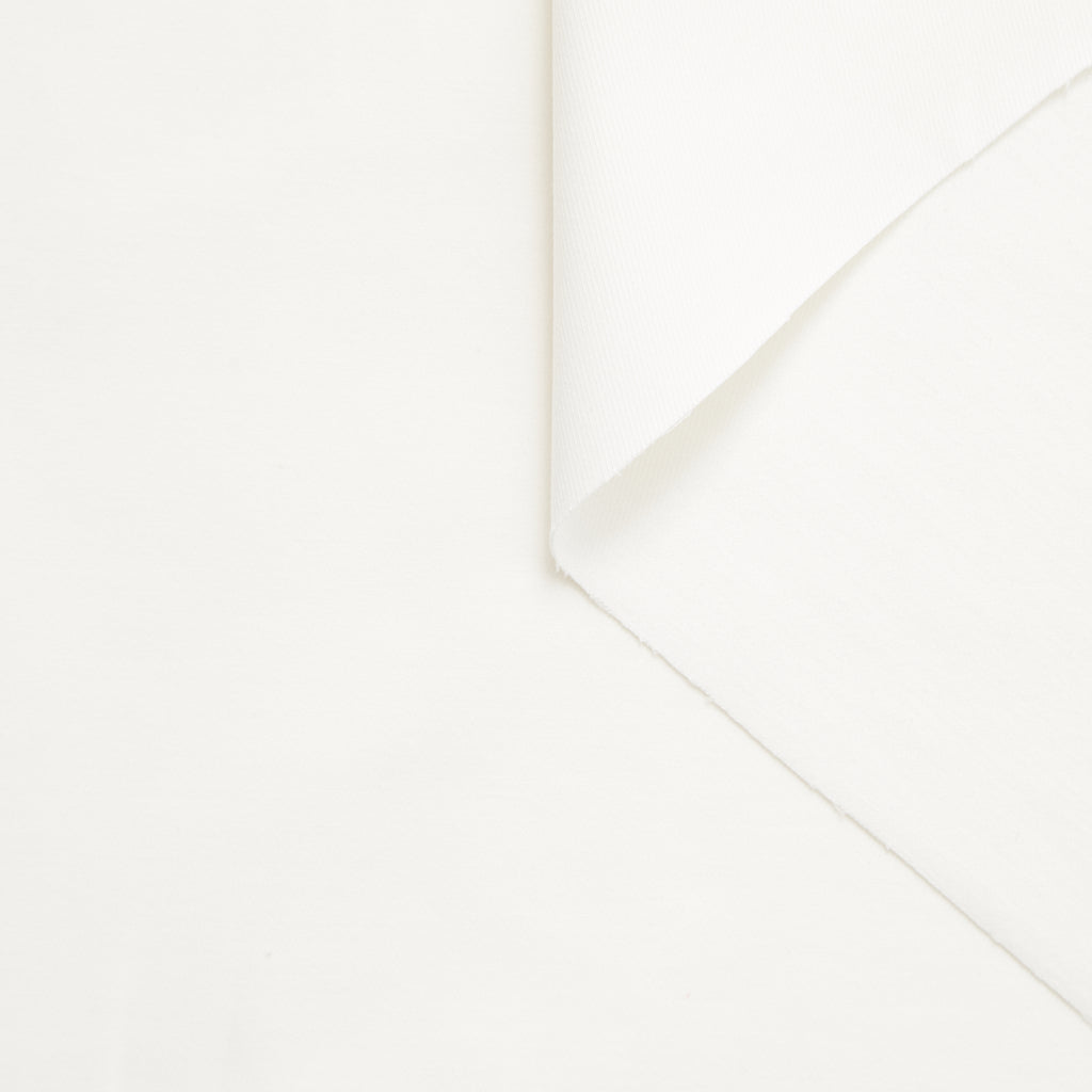 T23M05670 | Stretch Cotton Gabardine