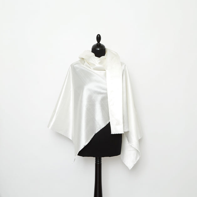 T23M05702 | Shiny Raw Silk Taffetas