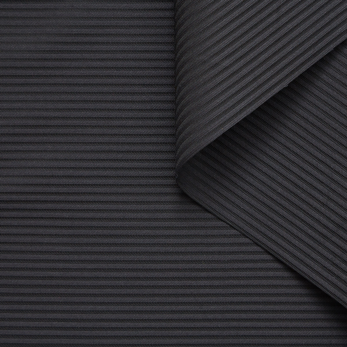T23M05712 | Tone On Tone Cotton & Viscose Textured Stripe