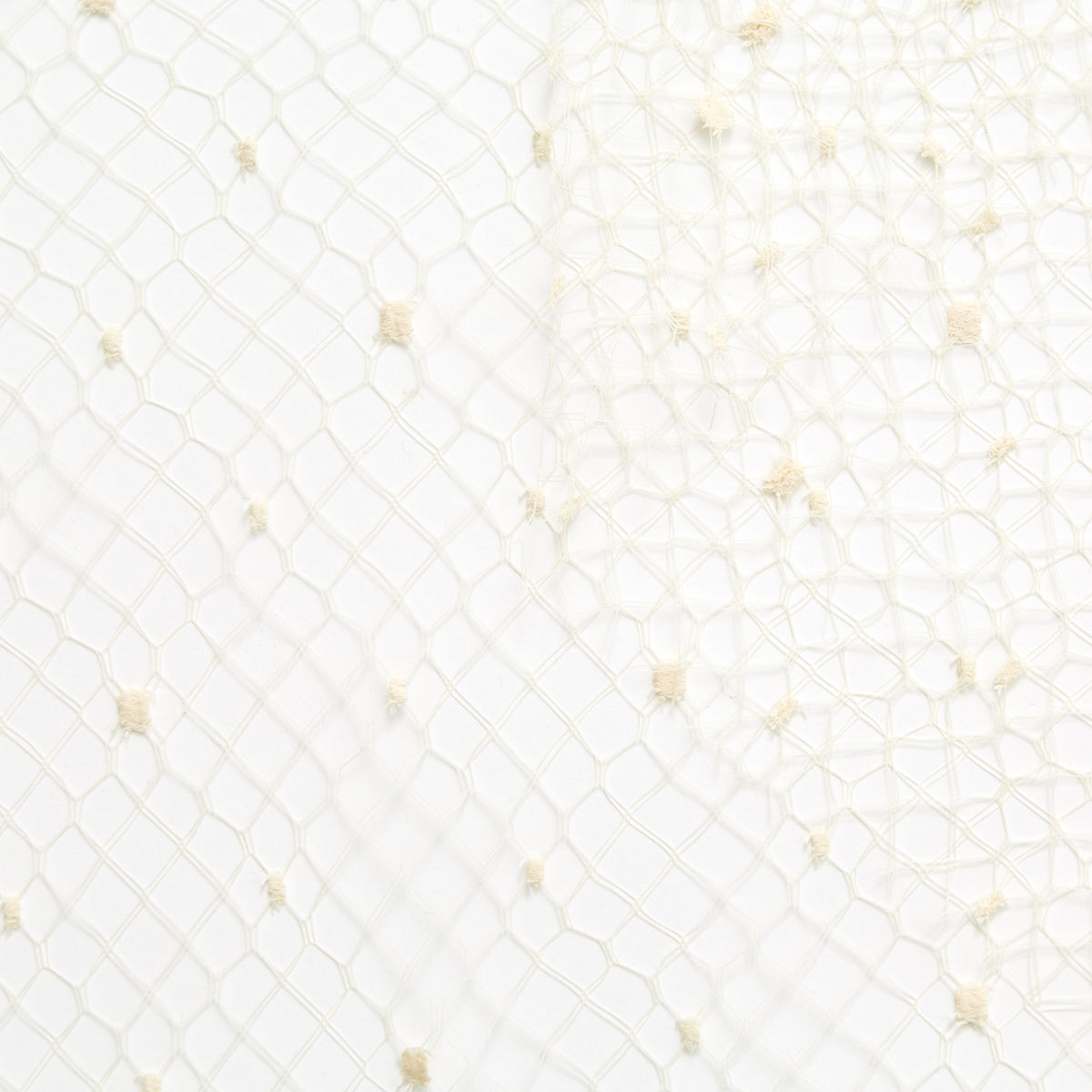 t23m05720 | Résille Large à Pois