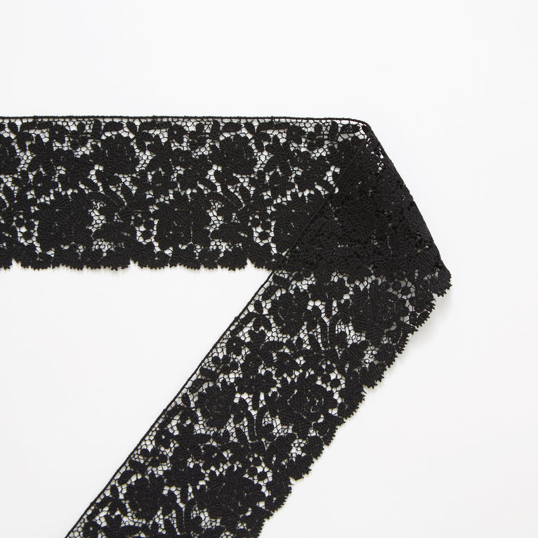 T23M05734 | Floral Guipure Galloon 7cm - view 2