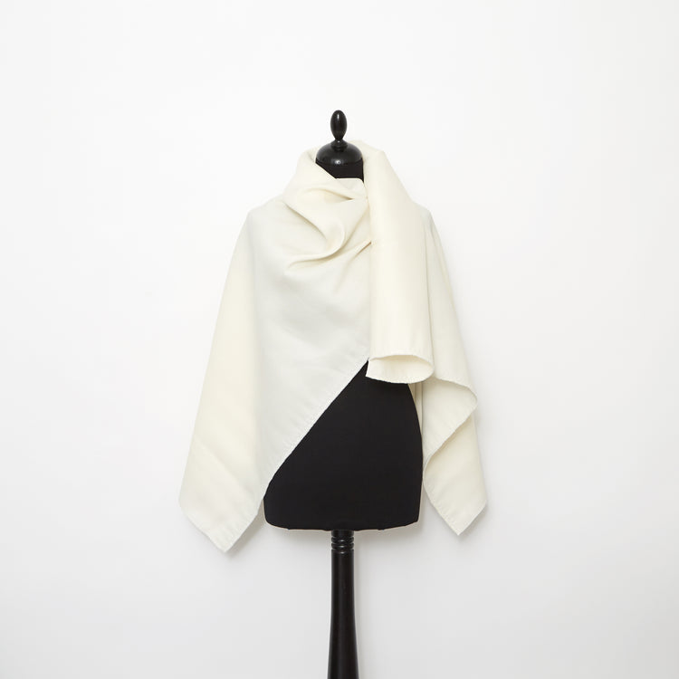 t23m05753 | Toile de Soie &amp; Laine Fluide - vue 2