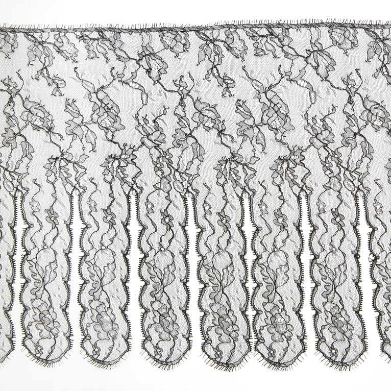 T23M05788 | Floral Lace Fringe 33cm - view 1
