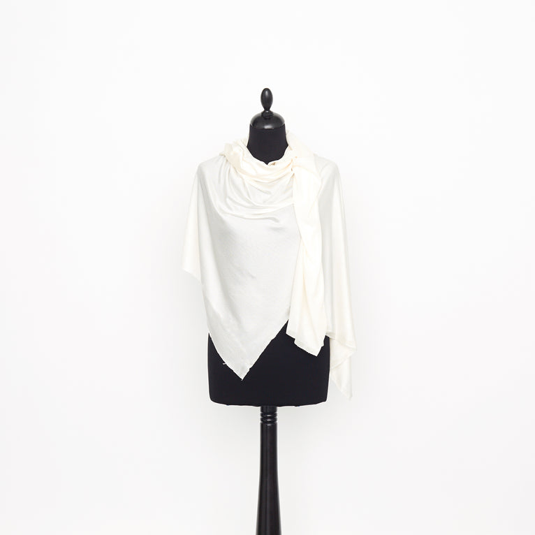 T23V05107 | Shiny Silk Jersey - view 2