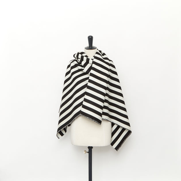 T23V05822 | Splittable Wool & Silk Stripe Coating