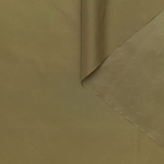 T23V05950 | WR Lustre Parachute