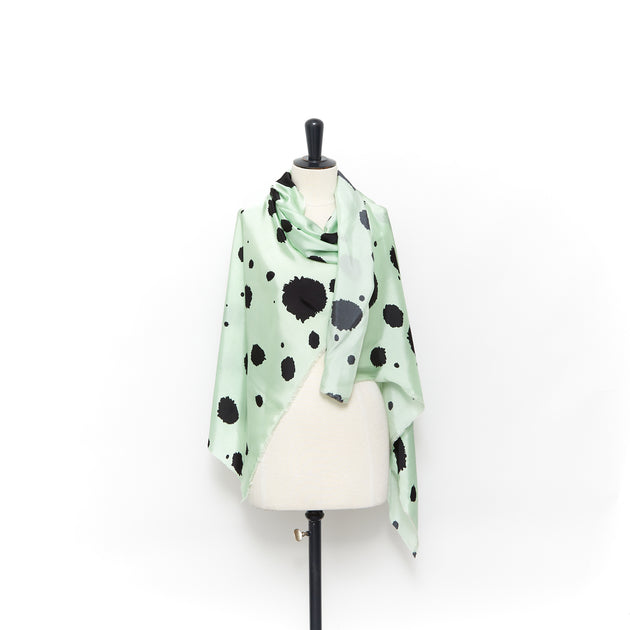 T23W06002 | Dalmatian Print Twill