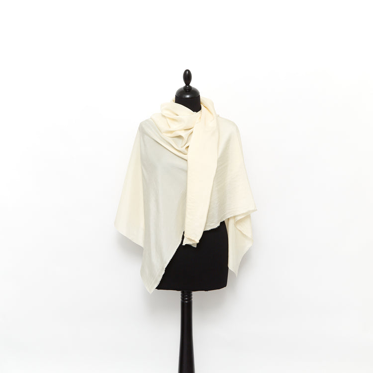 T23W06062 | Shiny Habotai Silk - view 2