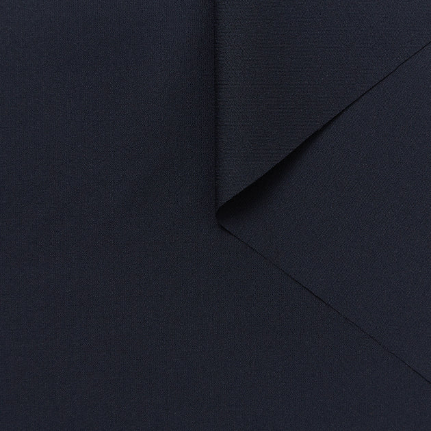 T24A06445 | Wool Crepe Tuxedo
