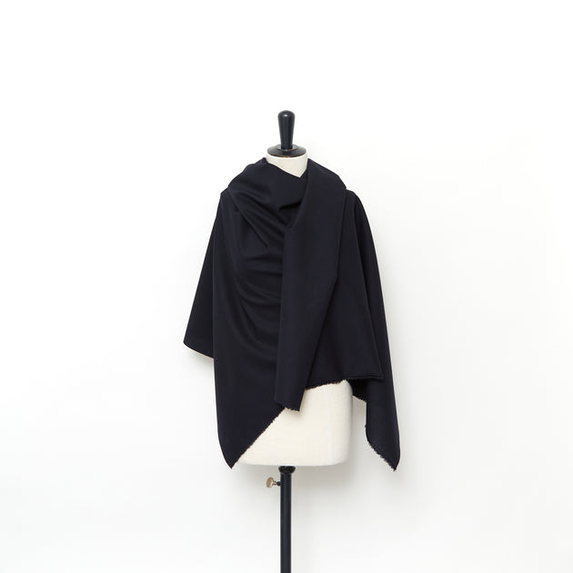 T24A06445 | Wool Crepe Tuxedo