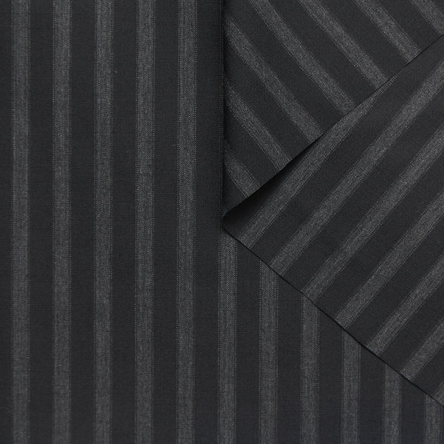 T24A06479 | Striped Super 100 Suiting