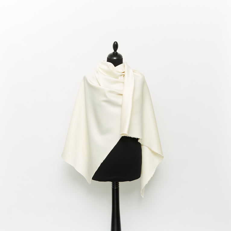 T24A09097 | Satin Double Face en Laine &amp; Soie - vue 2