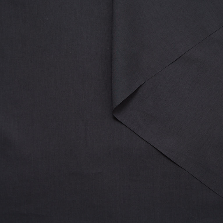 T24B06576 | Cotton Batiste - view 2