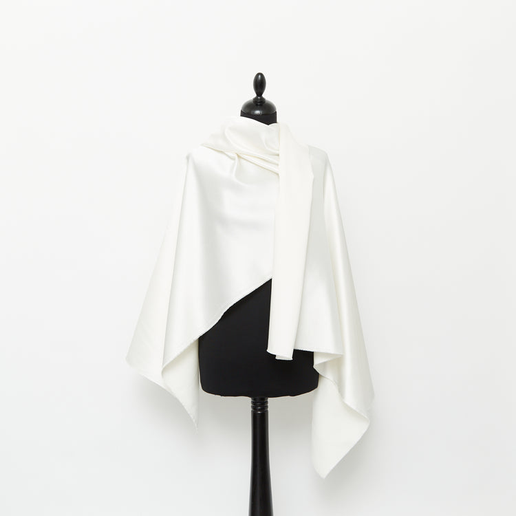 T24B08841 | Wool &amp; Viscose Twill Satin - view 2