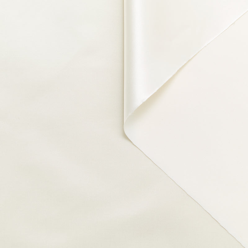T24C10057 | Satin Rigide Déperlant en Soie