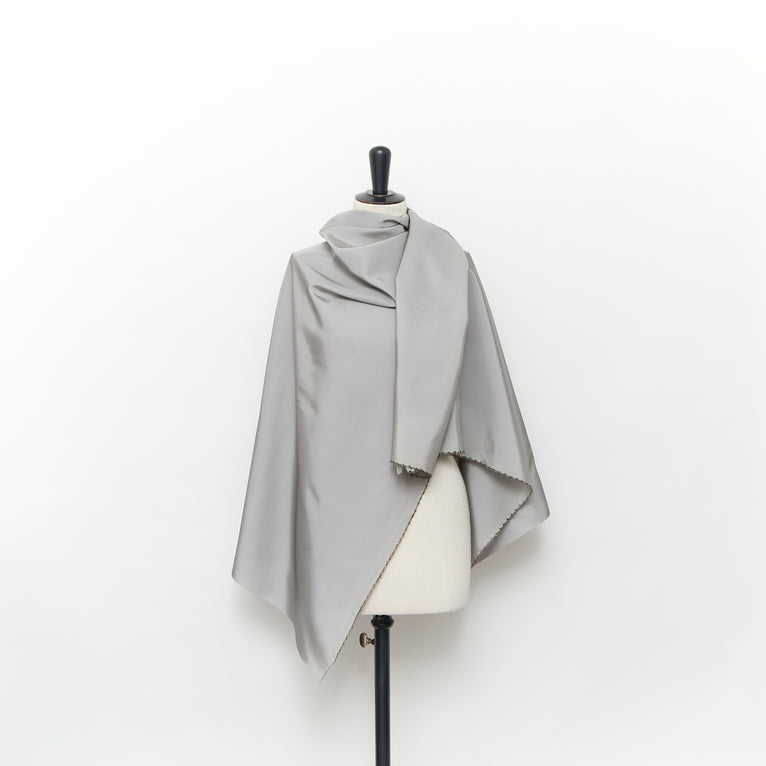 T24C11050 | Twill Technique Brillant en Viscose FSC - vue 2