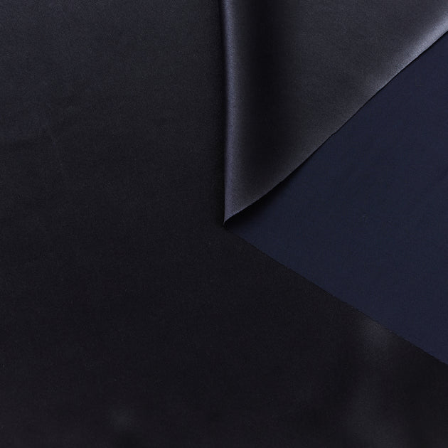 T24D11248 | Satin Liquide en Viscose et Soie