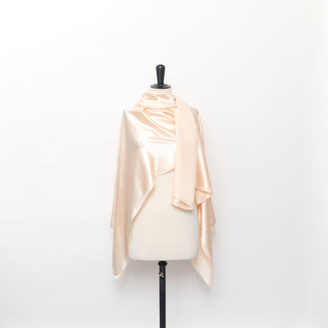  Satin Liquide en Viscose et Soie