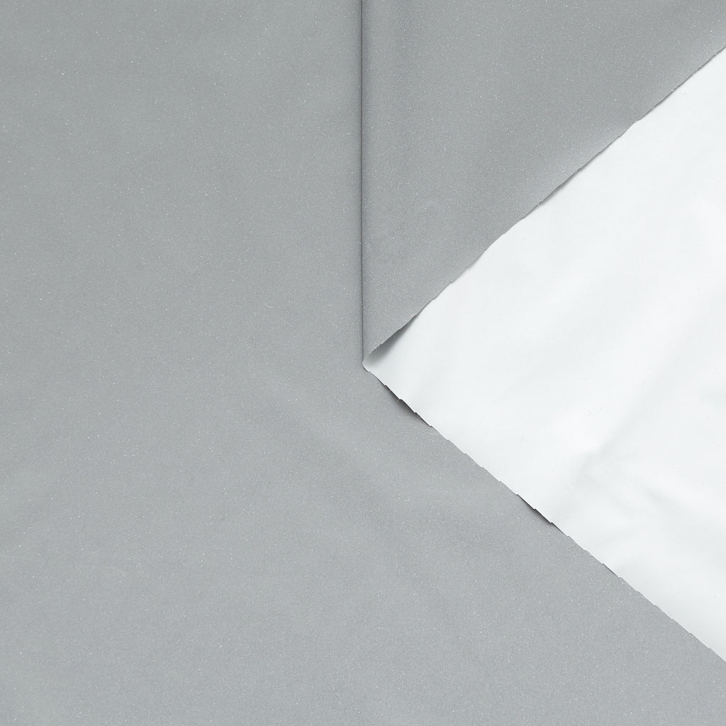 T24J06661 | WR Reflective Parachute