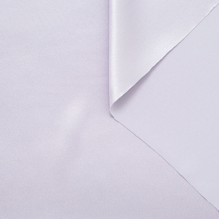 T24J06792 | Satin Liquide en Soie - vue 1