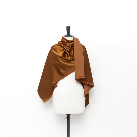  Satin Liquide