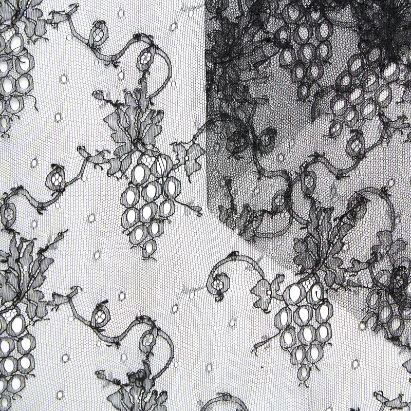 T24M10224 | Dentelle Chantilly Raisin