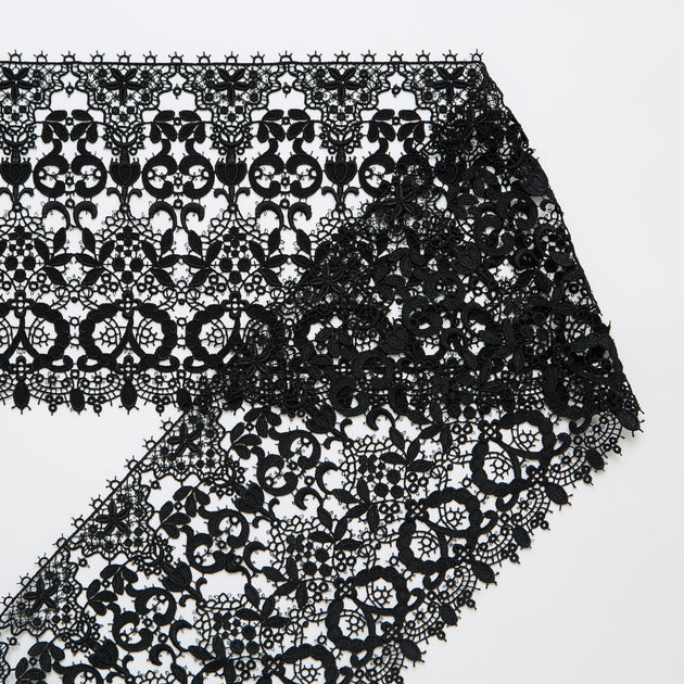 T24M10247 | Floral Guipure Band 18cm