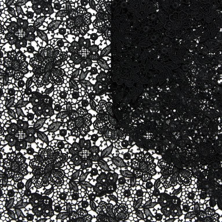 T24M10328 | Floral Guipure - view 3