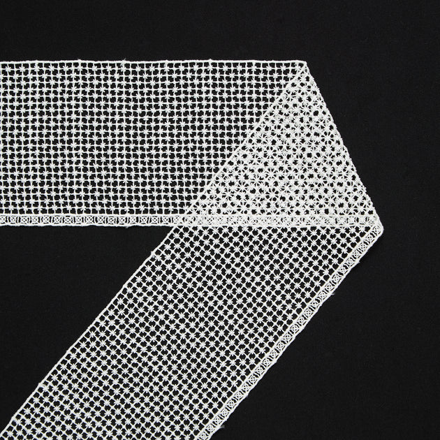 T24M10419 | Galon Quadrillé 10cm