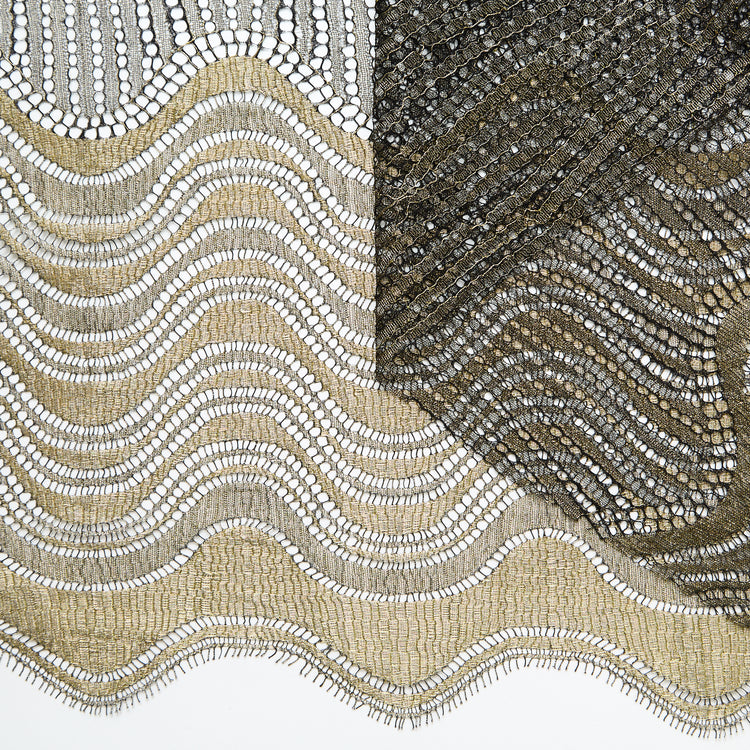 T24M10428 | Waves Metallic Lace - view 1