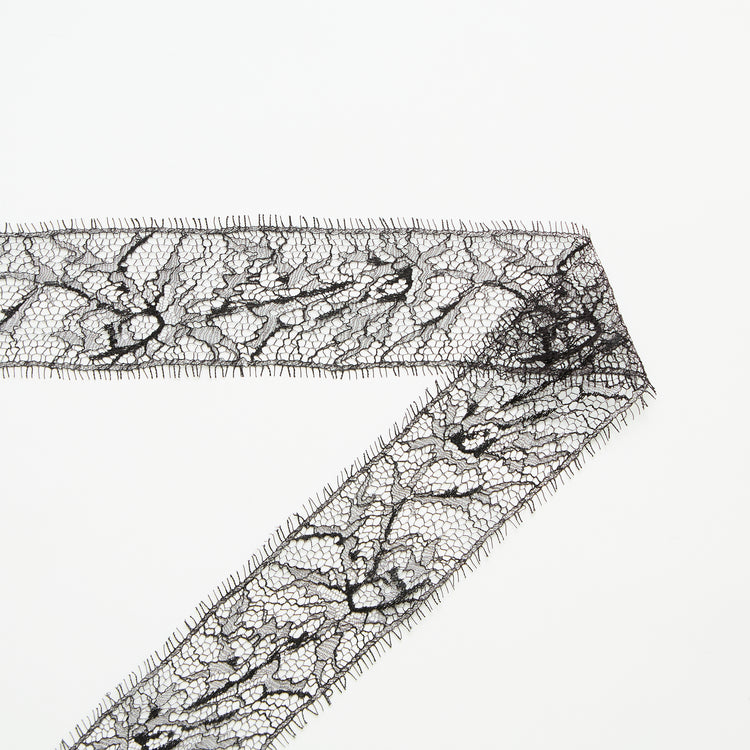 T24M10474 | Chantilly Lace Galloon 5cm - view 1