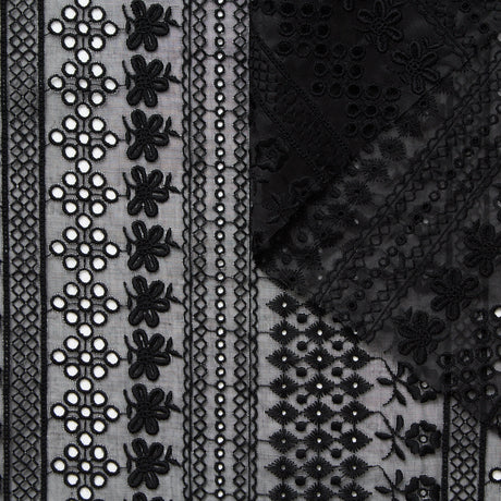 T24P12104 | Broderie Anglaise Florale sur Organza De Coton