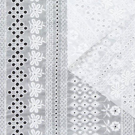 T24P12104 | Broderie Anglaise Florale sur Organza De Coton