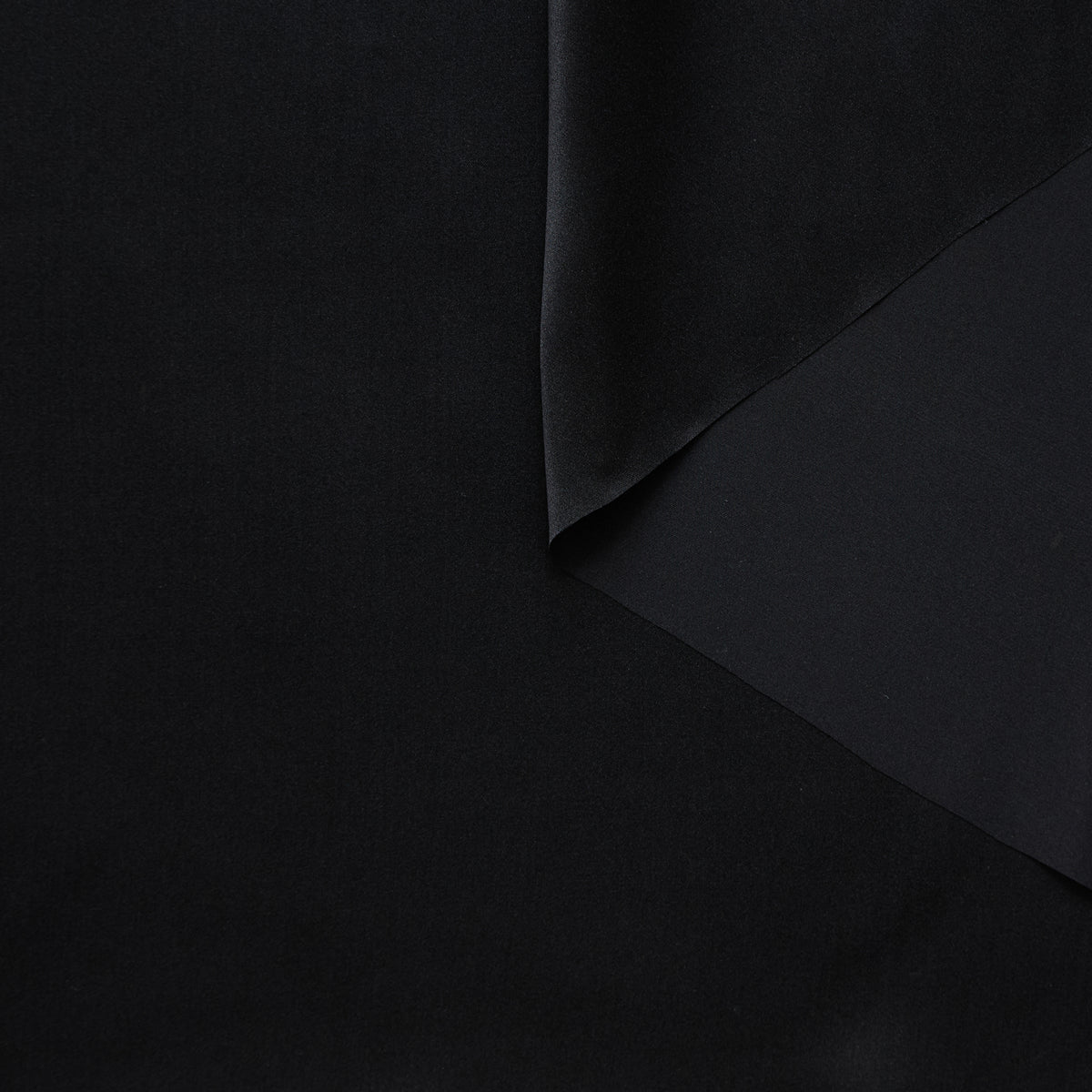 T24P13184 | Satin de Soie