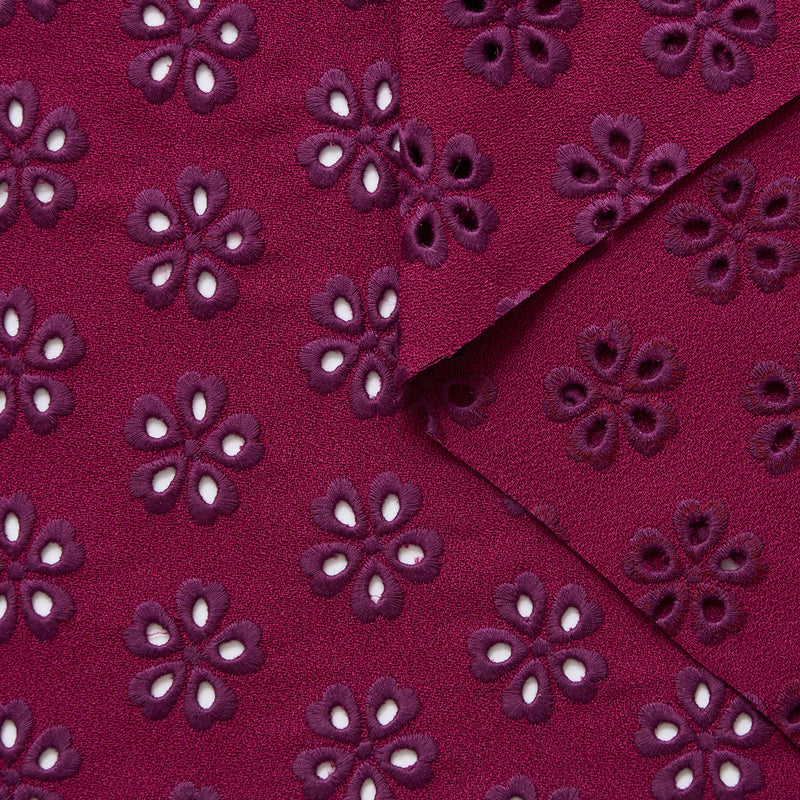 T24P13192 | Crêpe à Fleurs Brodées