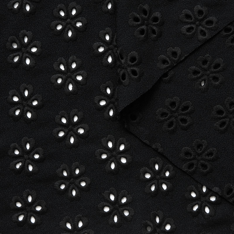 T24P13192 | Crêpe à Fleurs Brodées