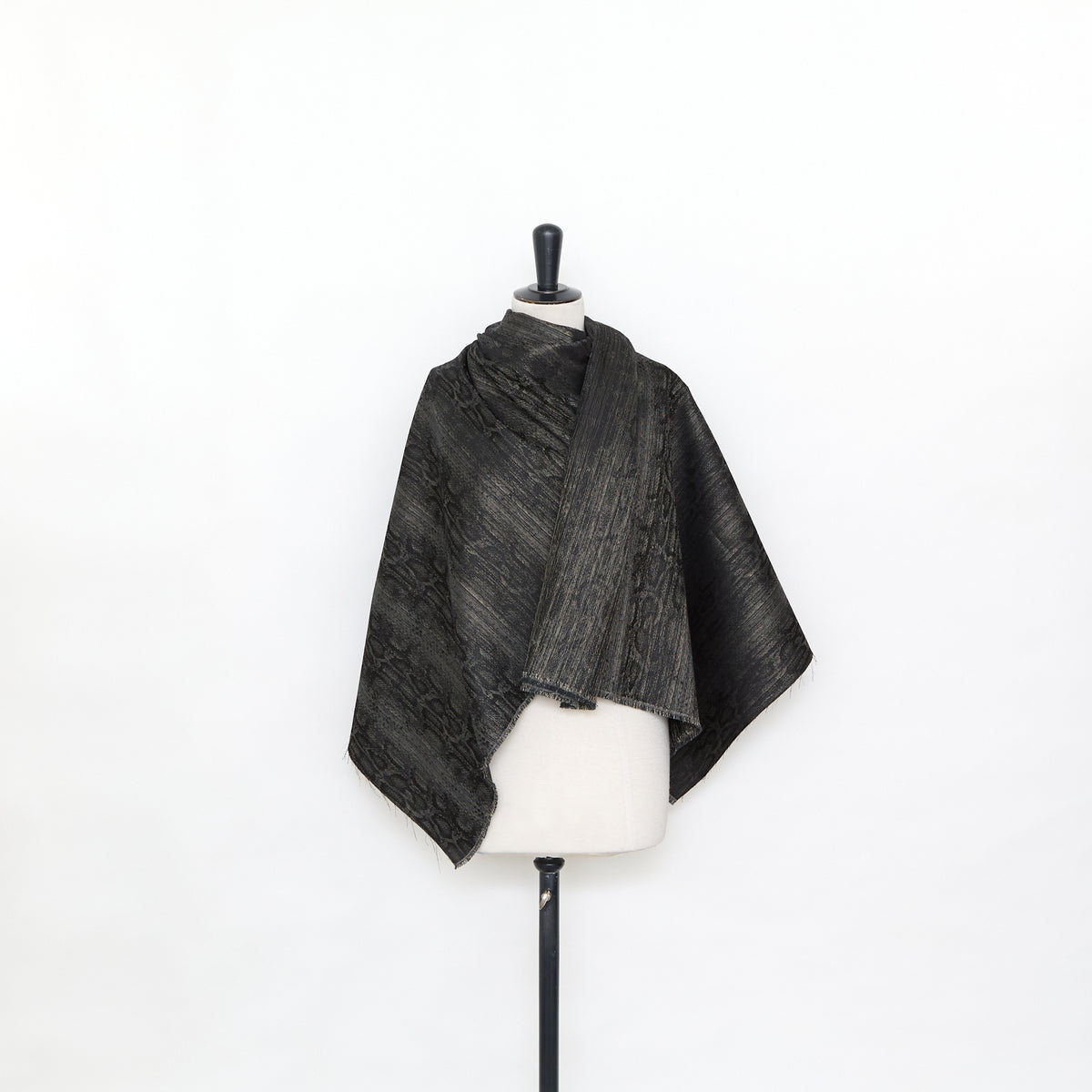 T24P13201 | Jacquard de Coton Serpent